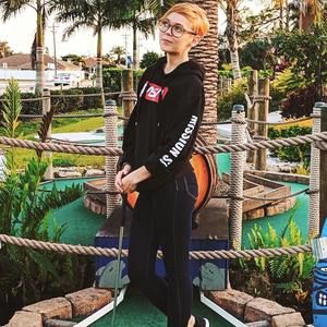 Meet your Posher, Joy